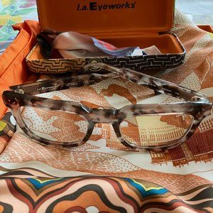 L.A. Eyeworks glasses, Vincent 738